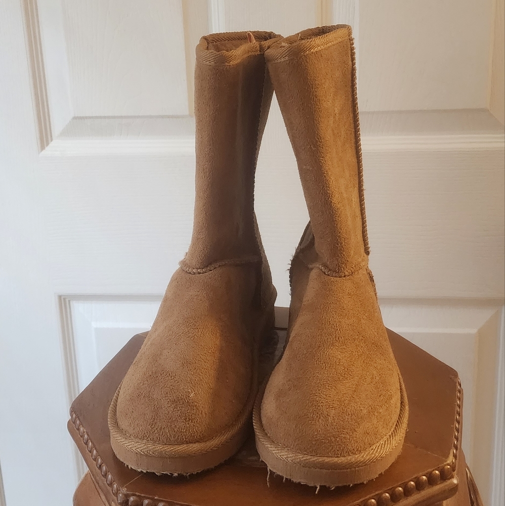 Isaac Mizrahi Boots